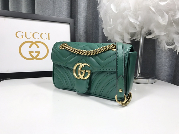 激安グッチバッグコピー側面デザイン
